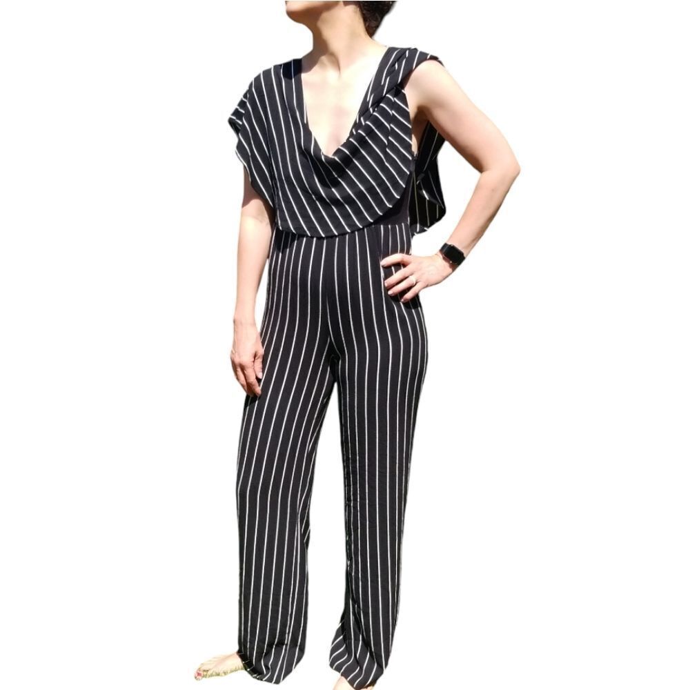 Mind Code Jumpsuit Wide Leg Navy Blue and White Stripes Size Medium